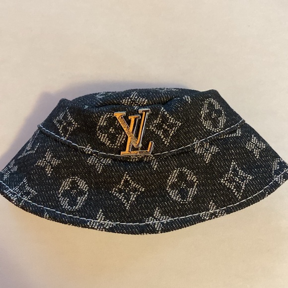 Labubu Luxury Black Silver Overalls and Bucket Hat Labubu Outfit Labubu Clothing - Picture 4 of 6